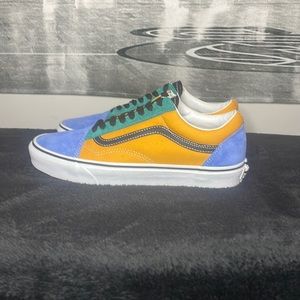 Men’s Low Top Multicolor Vans Sneakers